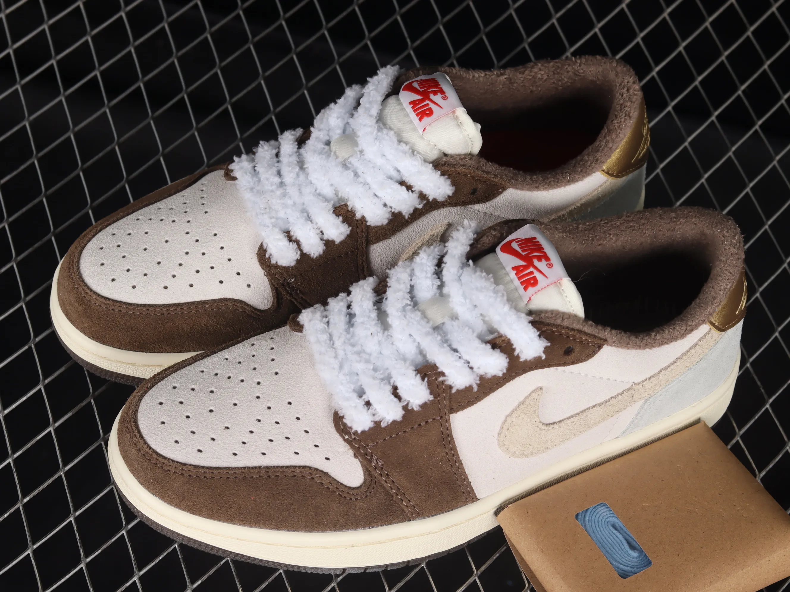 All categories Air Jordan Jordan series basketball shoes Air Jordan 1 Low Air Jordan 1 Low "Year Of The Rabbit" AJ1 Joe 1 Year of the Rabbit limited low-top basketball shoes DV1312-200